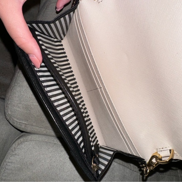 Kate Spade Purse w/ Crossbody Chain - Picture 3 of 4